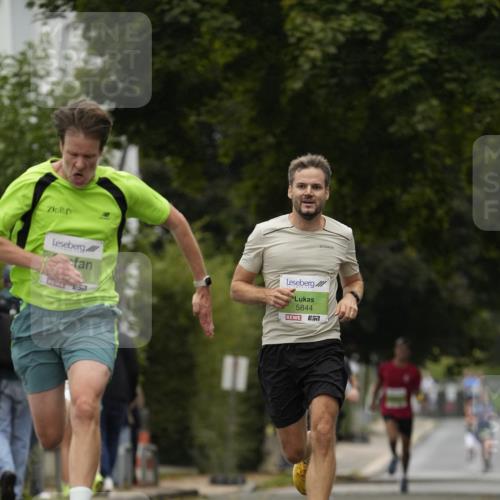 30.08.2026 - Blankeneser Heldenlauf Patografie http://msf.ph/oto/10083351 30.08.2026 10:13:10 Ziel 5561, 5844 meine-sportfotos.de