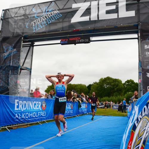 30.08.2026 - Elbe Triathlon Hamburg LAZAROV Photography http://msf.ph/oto/10083371 30.08.2026 11:35:54 Ziel 1168, 1435, 1439 meine-sportfotos.de
