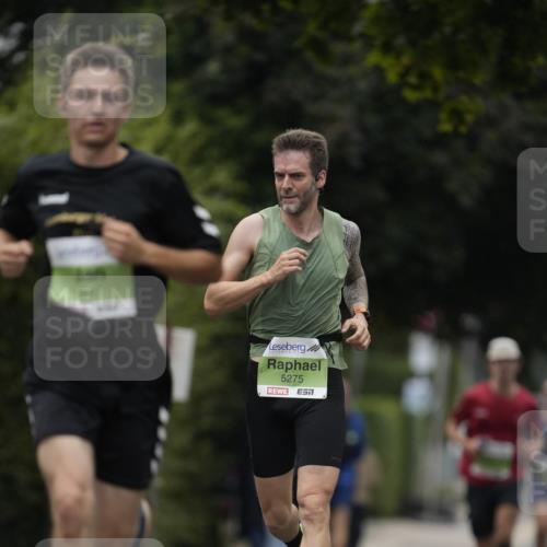 30.08.2026 - Blankeneser Heldenlauf Patografie http://msf.ph/oto/10083394 30.08.2026 10:13:52 Ziel 5247, 5273, 5275 meine-sportfotos.de