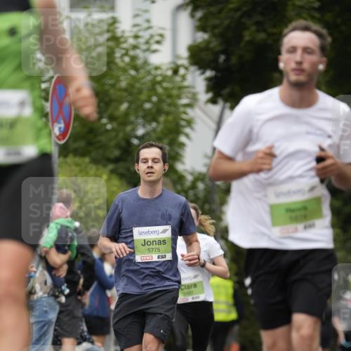 30.08.2026 - Blankeneser Heldenlauf Patografie http://msf.ph/oto/10083445 30.08.2026 10:14:53 Ziel 5407, 5481, 5775, 5874 meine-sportfotos.de