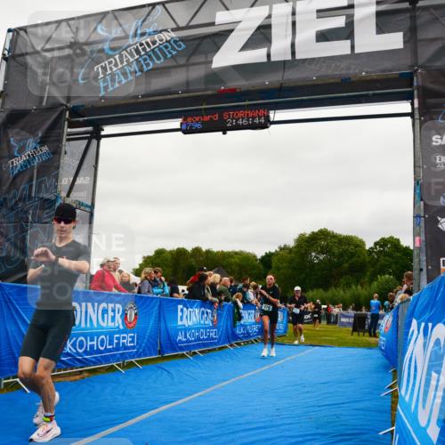 30.08.2026 - Elbe Triathlon Hamburg LAZAROV Photography http://msf.ph/oto/10083598 30.08.2026 11:37:01 Ziel 879, 1011, 1050, 1132, 1307 meine-sportfotos.de