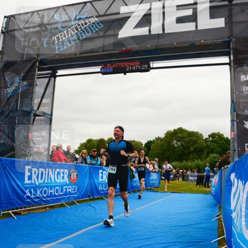 30.08.2026 - Elbe Triathlon Hamburg LAZAROV Photography http://msf.ph/oto/10083692 30.08.2026 11:37:43 Ziel 757, 1264, 1385, 1440 meine-sportfotos.de
