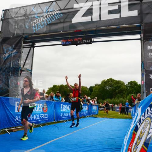 30.08.2026 - Elbe Triathlon Hamburg LAZAROV Photography http://msf.ph/oto/10083765 30.08.2026 11:37:56 Ziel 696, 726, 759, 1298, 1374 meine-sportfotos.de