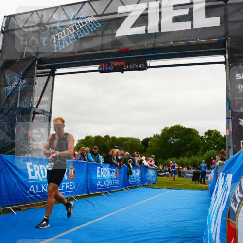 30.08.2026 - Elbe Triathlon Hamburg LAZAROV Photography http://msf.ph/oto/10083810 30.08.2026 11:38:03 Ziel 759, 1298 meine-sportfotos.de