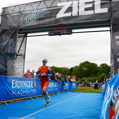 30.08.2026 - Elbe Triathlon Hamburg LAZAROV Photography http://msf.ph/oto/10083856 30.08.2026 11:38:28 Ziel 1300, 1422 meine-sportfotos.de