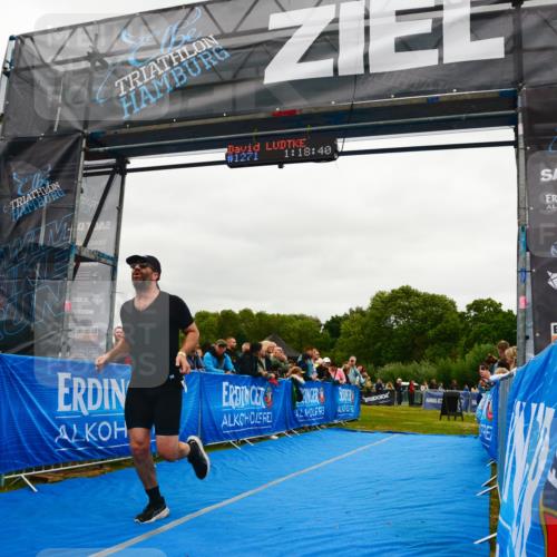 30.08.2026 - Elbe Triathlon Hamburg LAZAROV Photography http://msf.ph/oto/10083954 30.08.2026 11:38:50 Ziel 1162 meine-sportfotos.de