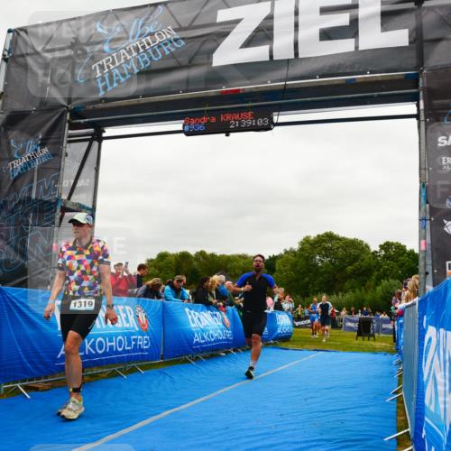 30.08.2026 - Elbe Triathlon Hamburg LAZAROV Photography http://msf.ph/oto/10084014 30.08.2026 11:39:11 Ziel 877, 1064, 1169, 1214, 1256, 1319, 1456 meine-sportfotos.de