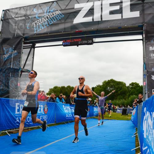 30.08.2026 - Elbe Triathlon Hamburg LAZAROV Photography http://msf.ph/oto/10084100 30.08.2026 11:39:49 Ziel 657, 697, 802, 871, 1247, 1277, 1371 meine-sportfotos.de