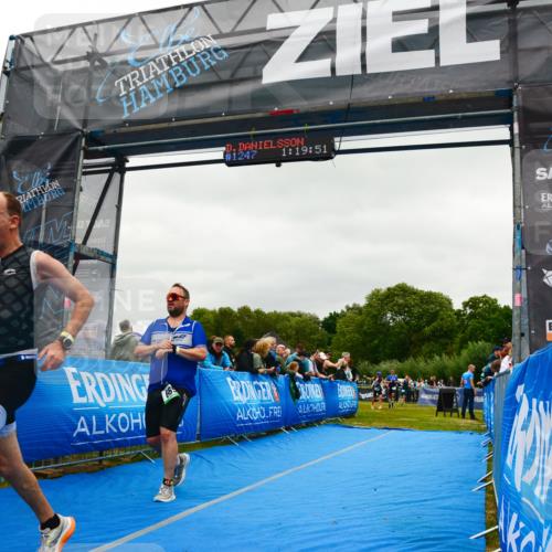 30.08.2026 - Elbe Triathlon Hamburg LAZAROV Photography http://msf.ph/oto/10084194 30.08.2026 11:40:14 Ziel 669, 679, 775, 1245, 1269 meine-sportfotos.de