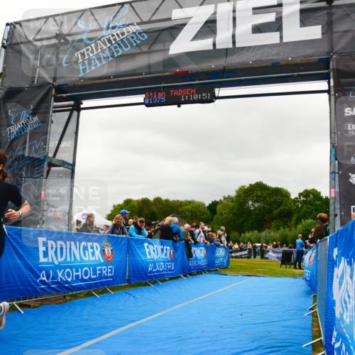 30.08.2026 - Elbe Triathlon Hamburg LAZAROV Photography http://msf.ph/oto/10084297 30.08.2026 11:40:56 Ziel 694, 933 meine-sportfotos.de