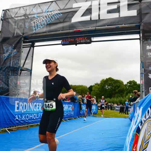 30.08.2026 - Elbe Triathlon Hamburg LAZAROV Photography http://msf.ph/oto/10084310 30.08.2026 11:41:06 Ziel 845, 920, 1302 meine-sportfotos.de