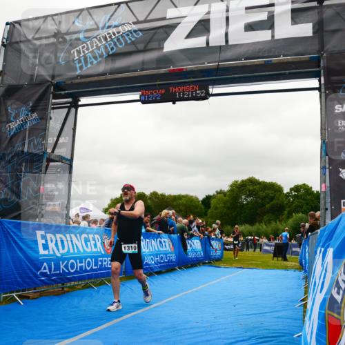 30.08.2026 - Elbe Triathlon Hamburg LAZAROV Photography http://msf.ph/oto/10084406 30.08.2026 11:41:57 Ziel 720, 1310 meine-sportfotos.de
