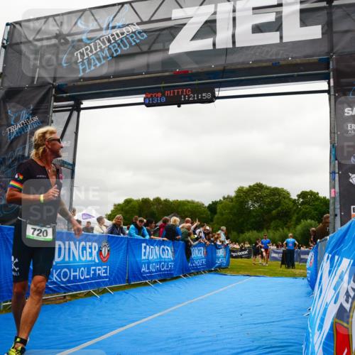 30.08.2026 - Elbe Triathlon Hamburg LAZAROV Photography http://msf.ph/oto/10084431 30.08.2026 11:42:04 Ziel 720, 1207 meine-sportfotos.de