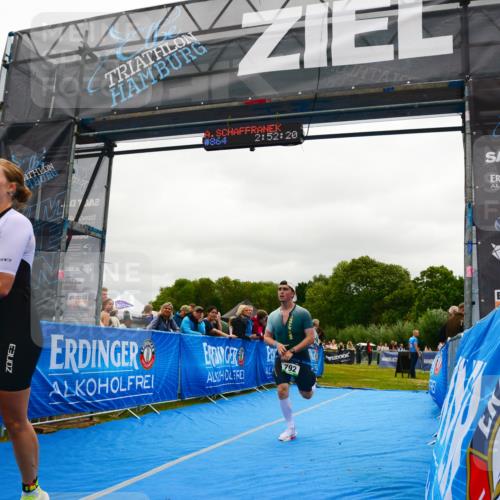 30.08.2026 - Elbe Triathlon Hamburg LAZAROV Photography http://msf.ph/oto/10084468 30.08.2026 11:42:22 Ziel 792, 817, 864 meine-sportfotos.de