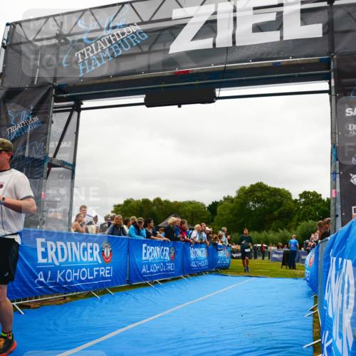 30.08.2026 - Elbe Triathlon Hamburg LAZAROV Photography http://msf.ph/oto/10084489 30.08.2026 11:42:37 Ziel 1142, 1195 meine-sportfotos.de