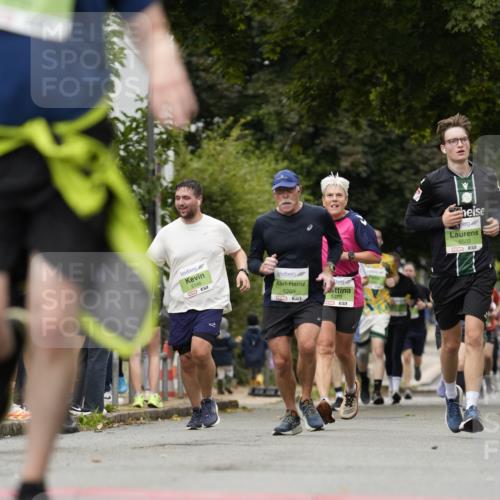 30.08.2026 - Blankeneser Heldenlauf Patografie http://msf.ph/oto/10084509 30.08.2026 10:26:35 Ziel 5009, 5219, 5330, 5791, 5799, 5800, 5801, 5854 meine-sportfotos.de
