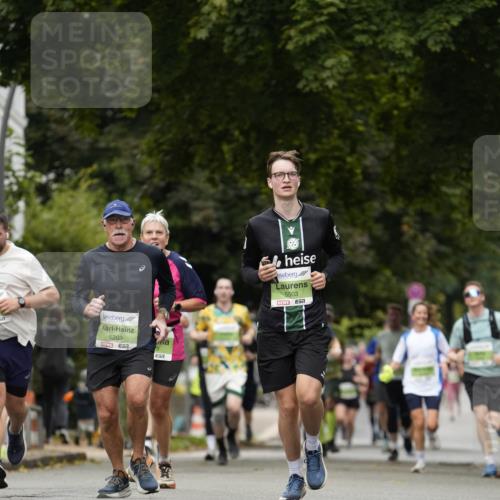 30.08.2026 - Blankeneser Heldenlauf Patografie http://msf.ph/oto/10084513 30.08.2026 10:26:37 Ziel 5009, 5146, 5203, 5219, 5330, 5503, 5779, 5791, 5799, 5800, 5801, 5854 meine-sportfotos.de