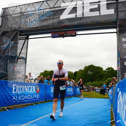 30.08.2026 - Elbe Triathlon Hamburg LAZAROV Photography http://msf.ph/oto/10084547 30.08.2026 11:43:01 Ziel 768, 805, 918, 1257, 1316, 1325 meine-sportfotos.de