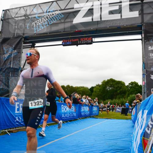 30.08.2026 - Elbe Triathlon Hamburg LAZAROV Photography http://msf.ph/oto/10084554 30.08.2026 11:43:03 Ziel 768, 805, 918, 1107, 1316, 1325 meine-sportfotos.de