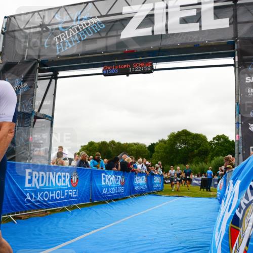 30.08.2026 - Elbe Triathlon Hamburg LAZAROV Photography http://msf.ph/oto/10084565 30.08.2026 11:43:04 Ziel 768, 805, 918, 1107, 1316, 1324, 1325 meine-sportfotos.de