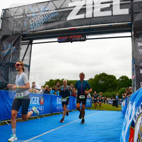 30.08.2026 - Elbe Triathlon Hamburg LAZAROV Photography http://msf.ph/oto/10084573 30.08.2026 11:43:08 Ziel 768, 918, 1107, 1316, 1324 meine-sportfotos.de
