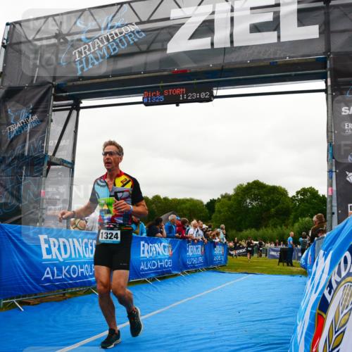 30.08.2026 - Elbe Triathlon Hamburg LAZAROV Photography http://msf.ph/oto/10084590 30.08.2026 11:43:12 Ziel 768, 1107, 1255, 1316, 1324 meine-sportfotos.de