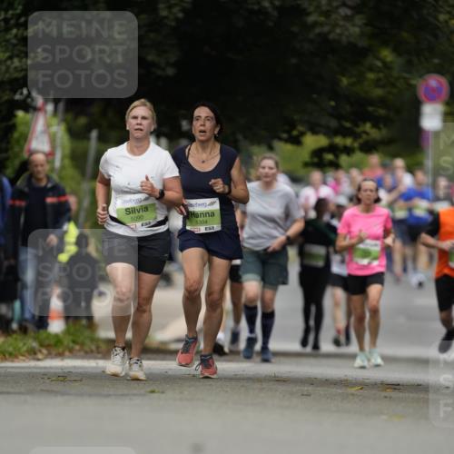 30.08.2026 - Blankeneser Heldenlauf Patografie http://msf.ph/oto/10084638 30.08.2026 10:27:29 Ziel 5493, 5555 meine-sportfotos.de