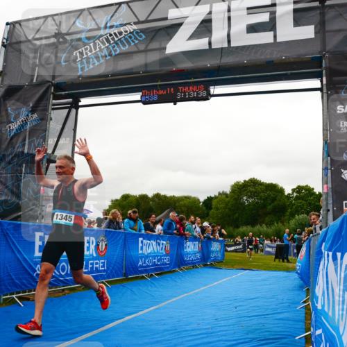 30.08.2026 - Elbe Triathlon Hamburg LAZAROV Photography http://msf.ph/oto/10084708 30.08.2026 11:43:55 Ziel 816, 847, 1345, 1353, 1434 meine-sportfotos.de