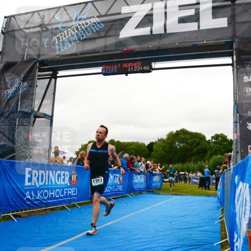30.08.2026 - Elbe Triathlon Hamburg LAZAROV Photography http://msf.ph/oto/10084717 30.08.2026 11:44:00 Ziel 1227, 1353 meine-sportfotos.de