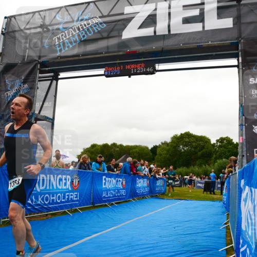 30.08.2026 - Elbe Triathlon Hamburg LAZAROV Photography http://msf.ph/oto/10084724 30.08.2026 11:44:01 Ziel 1227, 1287, 1353 meine-sportfotos.de