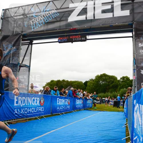 30.08.2026 - Elbe Triathlon Hamburg LAZAROV Photography http://msf.ph/oto/10084726 30.08.2026 11:44:01 Ziel 1227, 1287, 1353 meine-sportfotos.de