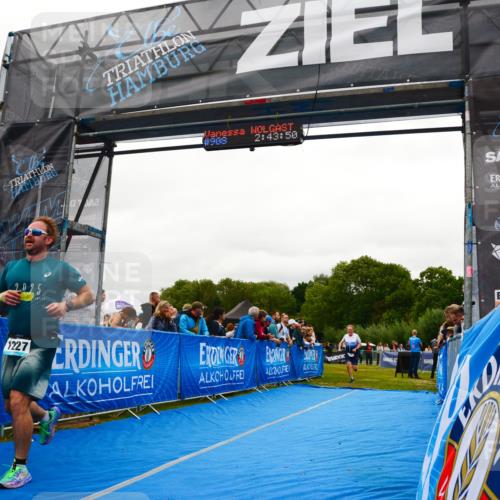 30.08.2026 - Elbe Triathlon Hamburg LAZAROV Photography http://msf.ph/oto/10084735 30.08.2026 11:44:06 Ziel 1227, 1287 meine-sportfotos.de