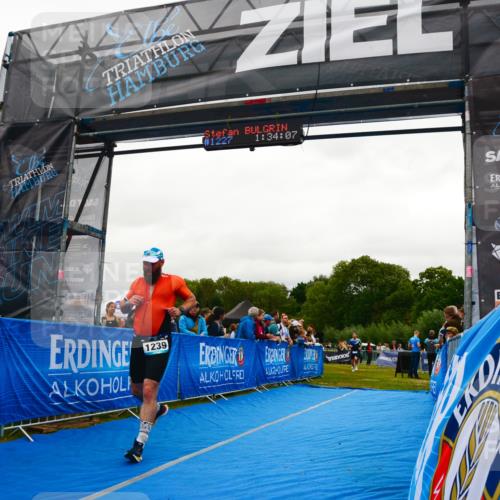 30.08.2026 - Elbe Triathlon Hamburg LAZAROV Photography http://msf.ph/oto/10084781 30.08.2026 11:44:28 Ziel 395, 875, 1154, 1161, 1239 meine-sportfotos.de