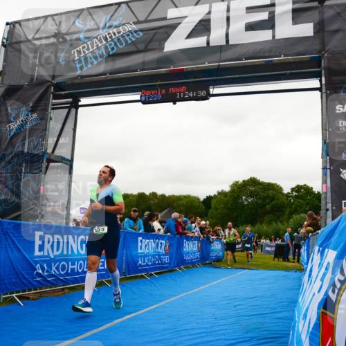 30.08.2026 - Elbe Triathlon Hamburg LAZAROV Photography http://msf.ph/oto/10084831 30.08.2026 11:44:44 Ziel 553, 810, 1258, 1326, 1384 meine-sportfotos.de
