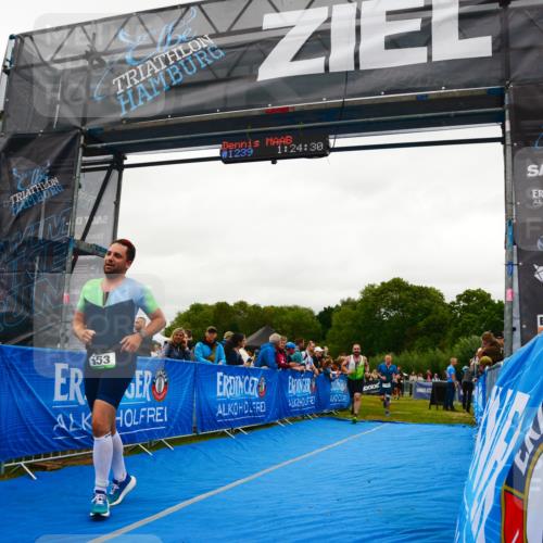 30.08.2026 - Elbe Triathlon Hamburg LAZAROV Photography http://msf.ph/oto/10084835 30.08.2026 11:44:45 Ziel 553, 810, 1258, 1326 meine-sportfotos.de