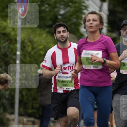 30.08.2026 - Blankeneser Heldenlauf Patografie http://msf.ph/oto/10084881 30.08.2026 10:30:09 Ziel 5191, 5597, 5624, 5649 meine-sportfotos.de