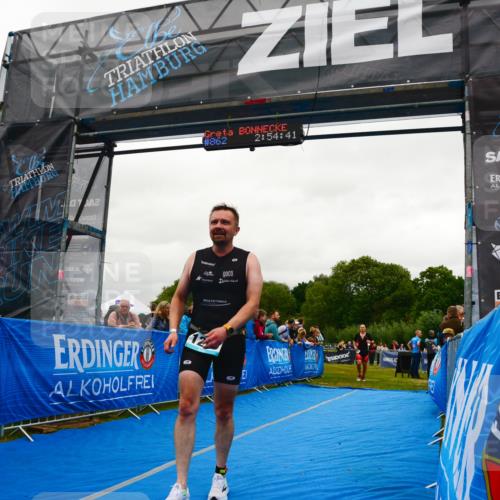 30.08.2026 - Elbe Triathlon Hamburg LAZAROV Photography http://msf.ph/oto/10084906 30.08.2026 11:45:02 Ziel 1296 meine-sportfotos.de