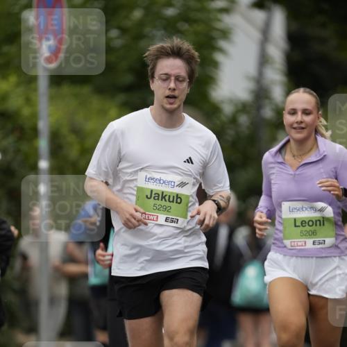 30.08.2026 - Blankeneser Heldenlauf Patografie http://msf.ph/oto/10084914 30.08.2026 10:30:26 Ziel 5019, 5153, 5206, 5213, 5292, 5421, 5470, 5784 meine-sportfotos.de