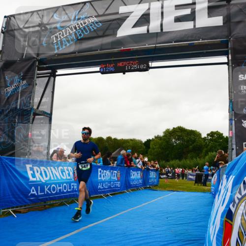 30.08.2026 - Elbe Triathlon Hamburg LAZAROV Photography http://msf.ph/oto/10084932 30.08.2026 11:45:22 Ziel 547, 969 meine-sportfotos.de
