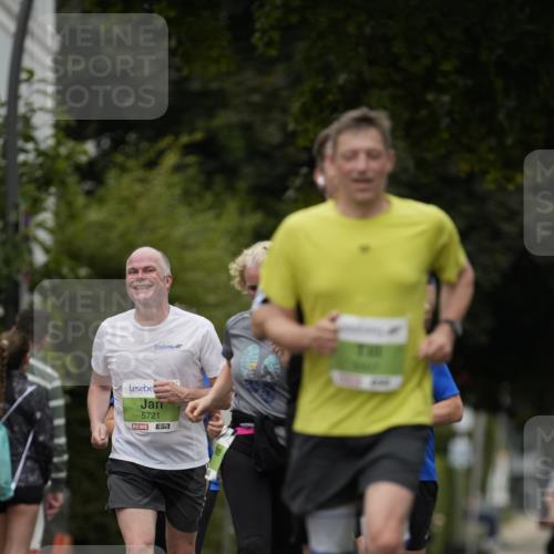 30.08.2026 - Blankeneser Heldenlauf Patografie http://msf.ph/oto/10084951 30.08.2026 10:30:52 Ziel 5035, 5226, 5460, 5507 meine-sportfotos.de