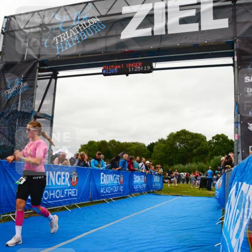30.08.2026 - Elbe Triathlon Hamburg LAZAROV Photography http://msf.ph/oto/10084967 30.08.2026 11:45:32 Ziel 868, 969, 985 meine-sportfotos.de