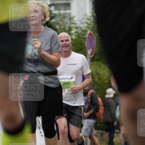 30.08.2026 - Blankeneser Heldenlauf Patografie http://msf.ph/oto/10084968 30.08.2026 10:31:00 Ziel 5132, 5226, 5460, 5507, 5677, 5720, 5721 meine-sportfotos.de