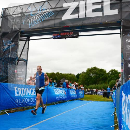 30.08.2026 - Elbe Triathlon Hamburg LAZAROV Photography http://msf.ph/oto/10085026 30.08.2026 11:46:01 Ziel 1338 meine-sportfotos.de