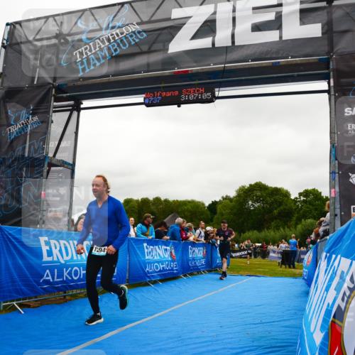 30.08.2026 - Elbe Triathlon Hamburg LAZAROV Photography http://msf.ph/oto/10085101 30.08.2026 11:47:09 Ziel 1294, 1311, 1379 meine-sportfotos.de