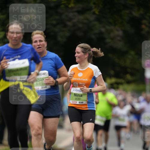 30.08.2026 - Blankeneser Heldenlauf Patografie http://msf.ph/oto/10085110 30.08.2026 10:32:28 Ziel 5212, 5350, 5717 meine-sportfotos.de