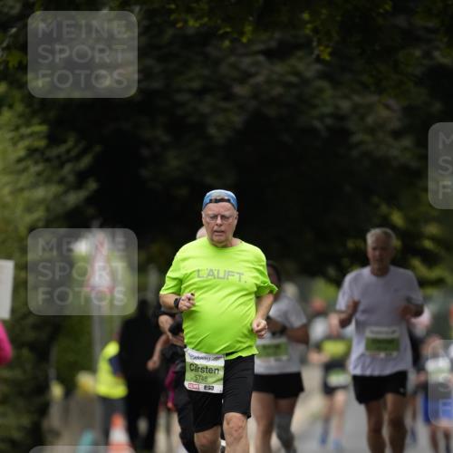 30.08.2026 - Blankeneser Heldenlauf Patografie http://msf.ph/oto/10085134 30.08.2026 10:32:39 Ziel 5003, 5530, 5692, 5717 meine-sportfotos.de