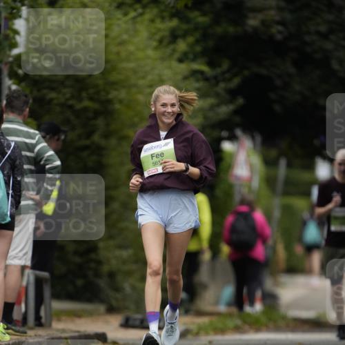 30.08.2026 - Blankeneser Heldenlauf Patografie http://msf.ph/oto/10085168 30.08.2026 10:32:58 Ziel 5046, 5500, 5573 meine-sportfotos.de
