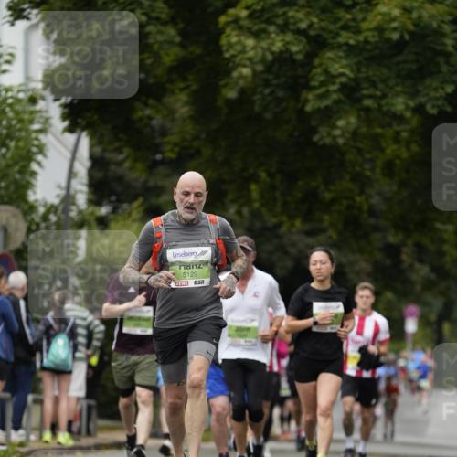 30.08.2026 - Blankeneser Heldenlauf Patografie http://msf.ph/oto/10085191 30.08.2026 10:33:10 Ziel 5129, 5614 meine-sportfotos.de