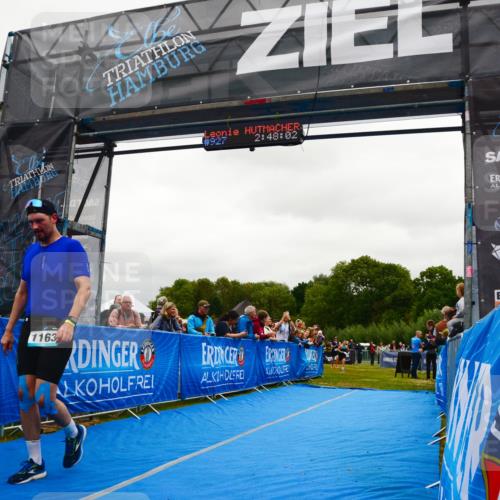 30.08.2026 - Elbe Triathlon Hamburg LAZAROV Photography http://msf.ph/oto/10085228 30.08.2026 11:48:05 Ziel 821, 914, 1163, 1421 meine-sportfotos.de