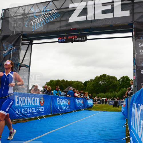 30.08.2026 - Elbe Triathlon Hamburg LAZAROV Photography http://msf.ph/oto/10085254 30.08.2026 11:48:31 Ziel 965 meine-sportfotos.de